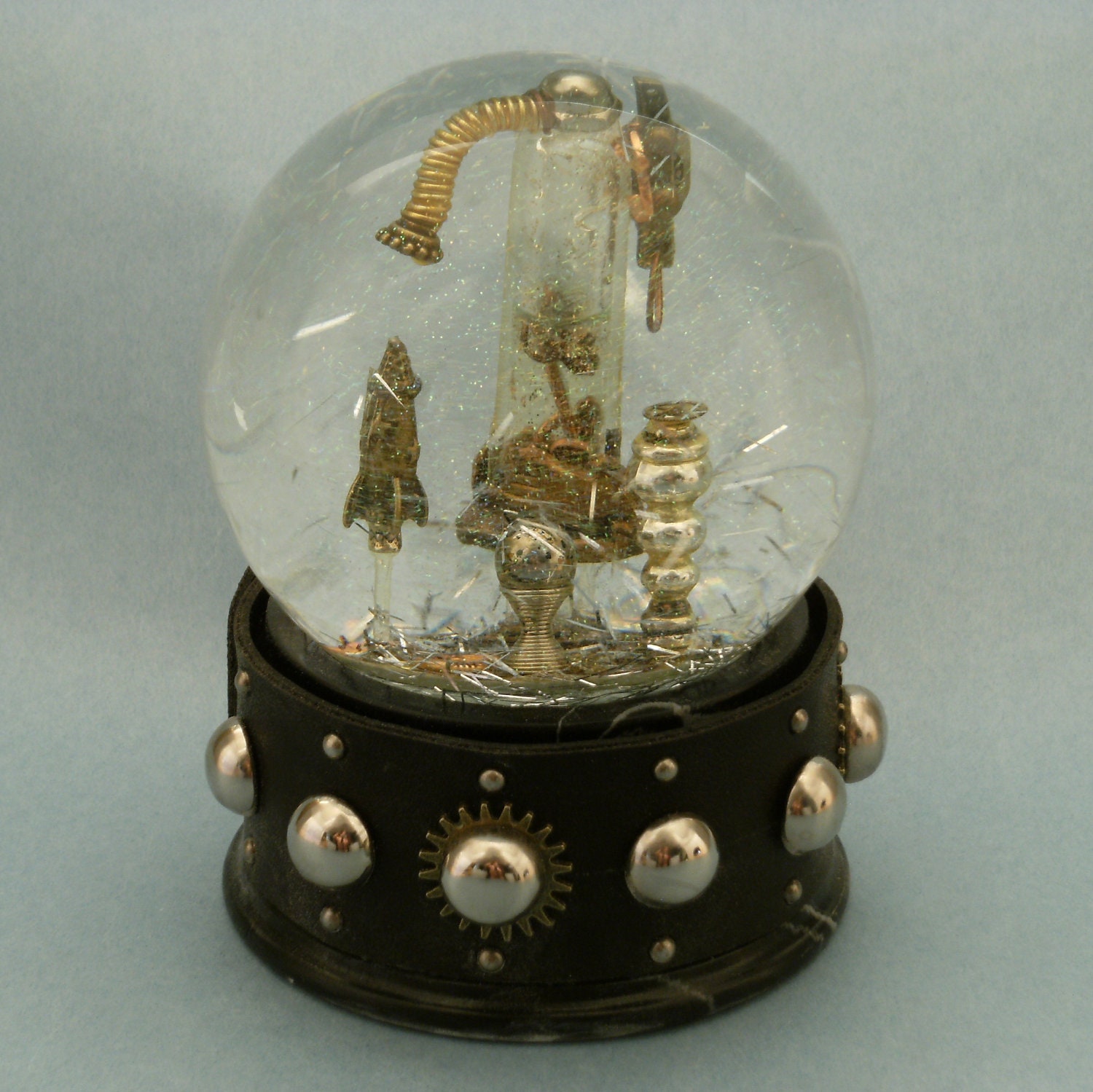 Rocket and WormHole snow globe