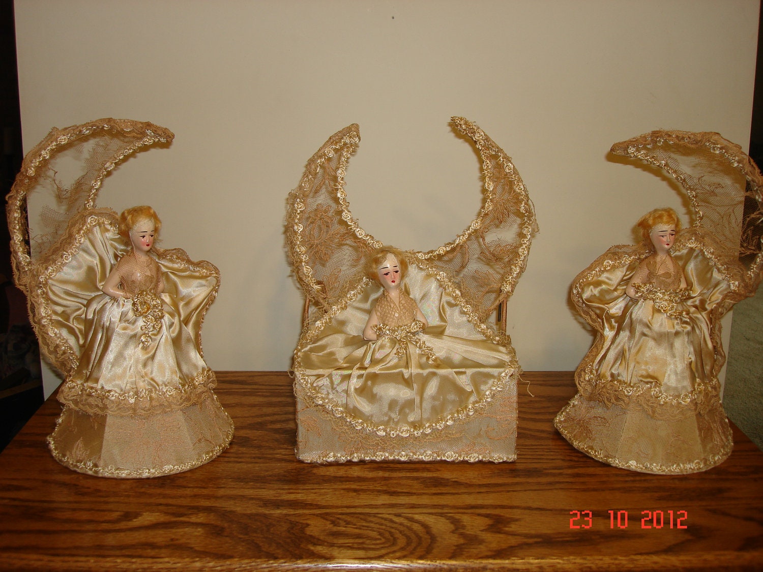 Antique Victorian Three Piece Set Of Lady Boudoir Lamps From The 1940's - Lady Boudoir Lamps - Bedroom Lamps - Antique Lamps