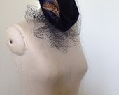 25% sale: Vintage Navy Wool Netted Hat with feather trim