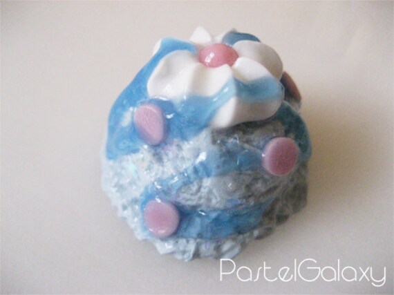 Cotton Candy Ice Cream Scoop Ring