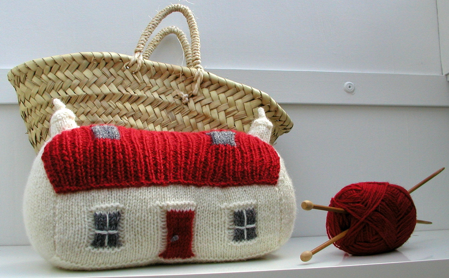 Instant Dowload PDF Knitting Pattern Red Roof Croft House