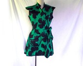 1950s Hostess Apron. Costume. Vintage Party Apron. Pinafore Fair Condition Sz M