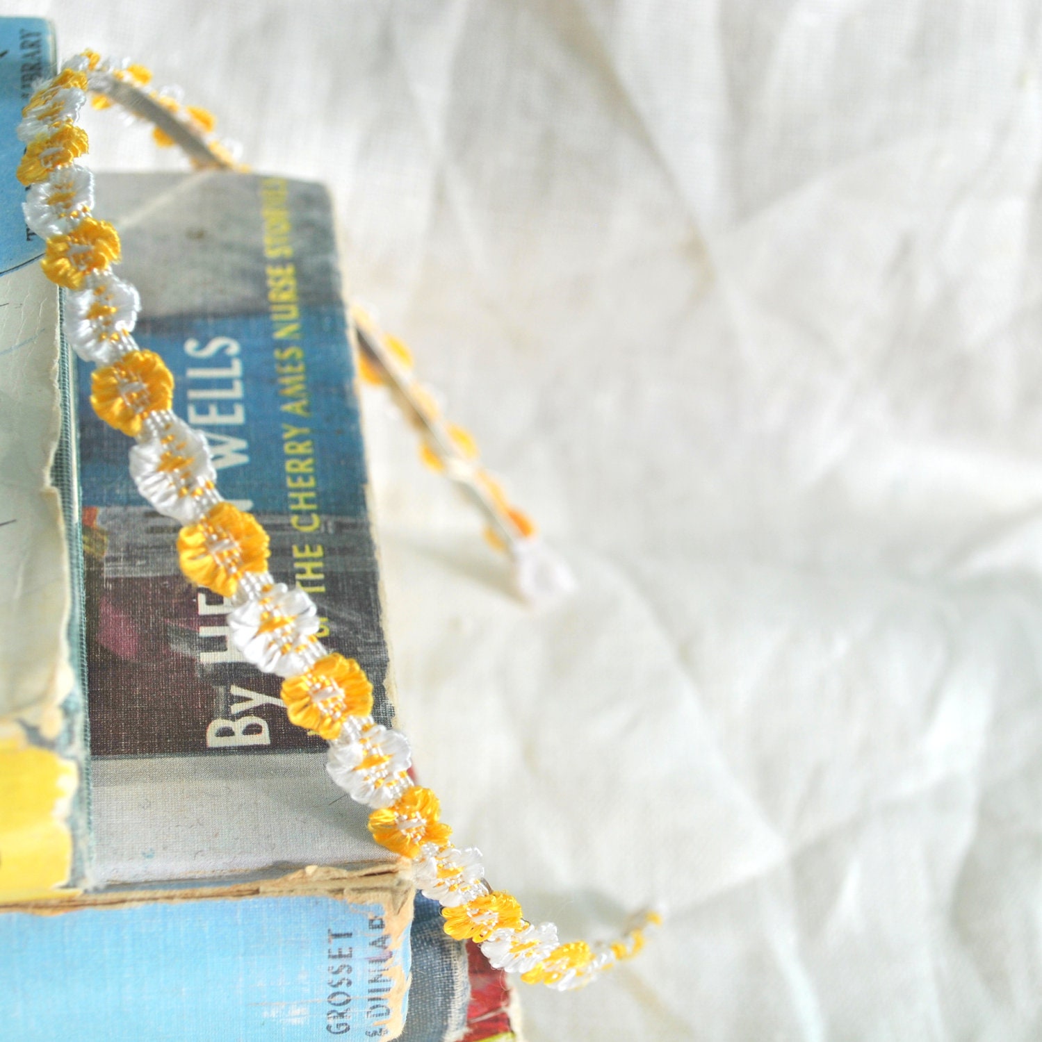 Yellow and White Floral Headband - Vintage Ribbon - Delicate Hair Accessory