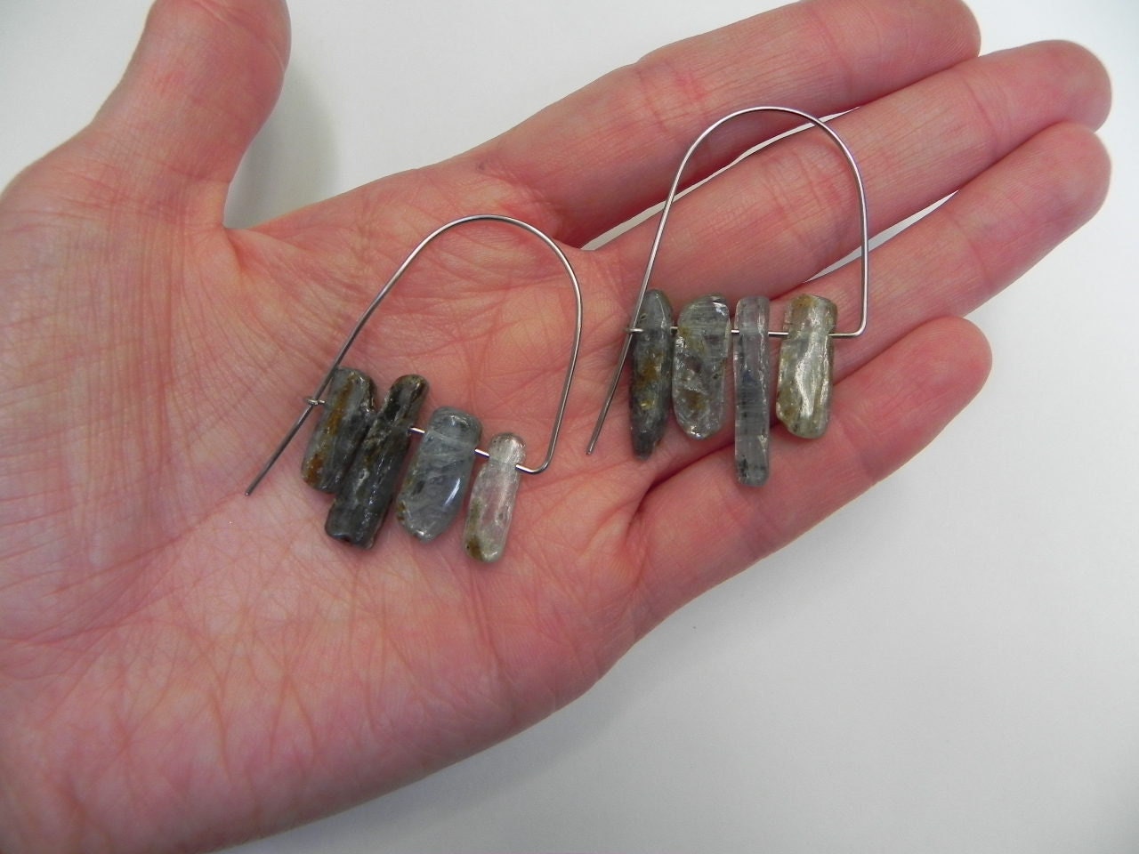 Kyanite earrings, kyanite hoop earrings, modern kyanite earrings, blue kyanite wire hoops
