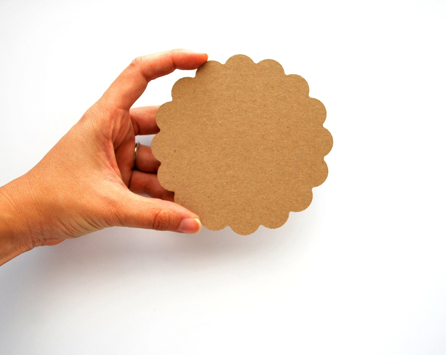 27 Craft Cardstock scalloped circles (3.5 Inches) A388 Il_170x135