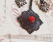 Lace Noire Black Filigree Rosebud Necklace Set