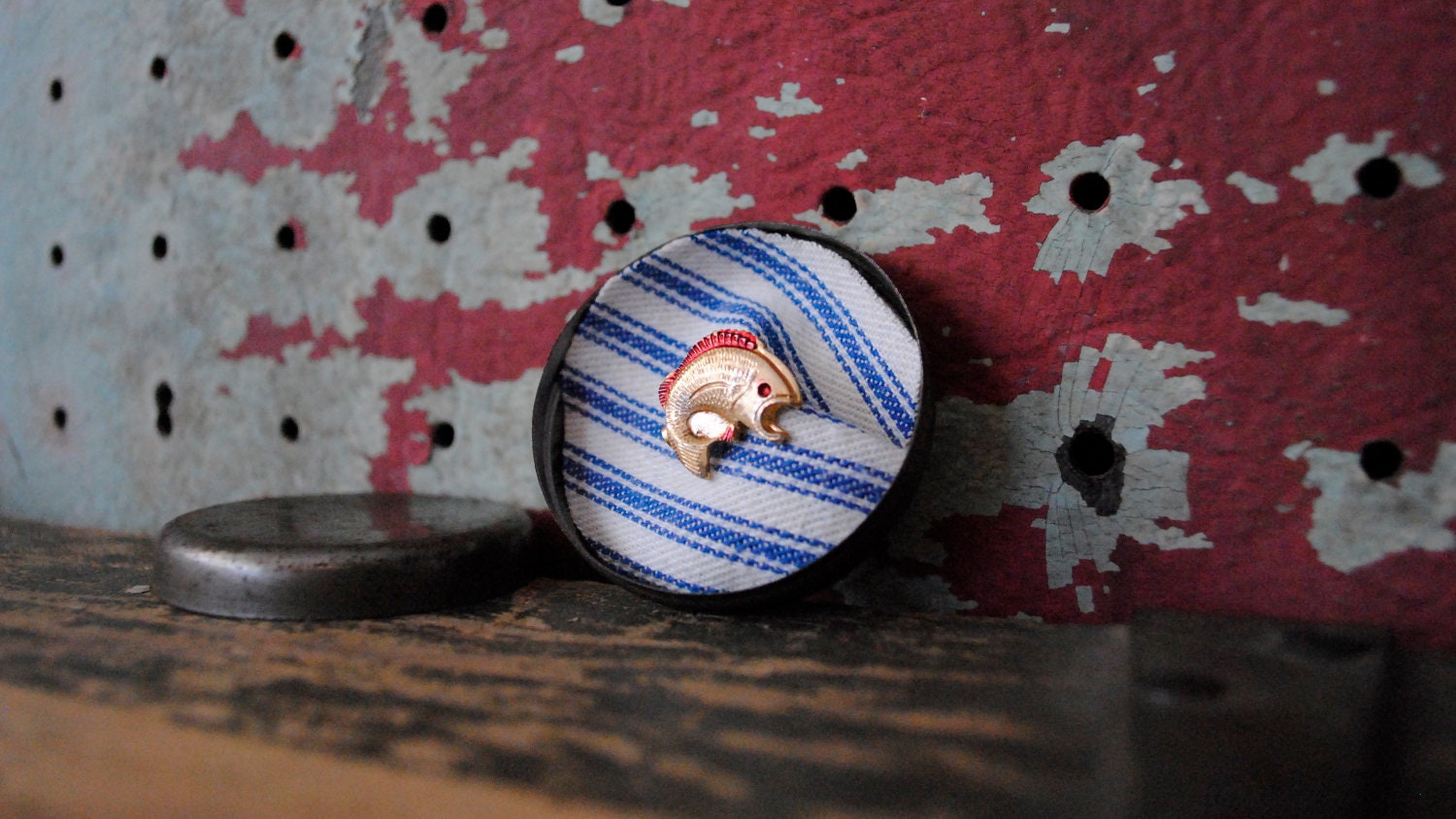 Vintage Gold-tone Fish Pin Brooch