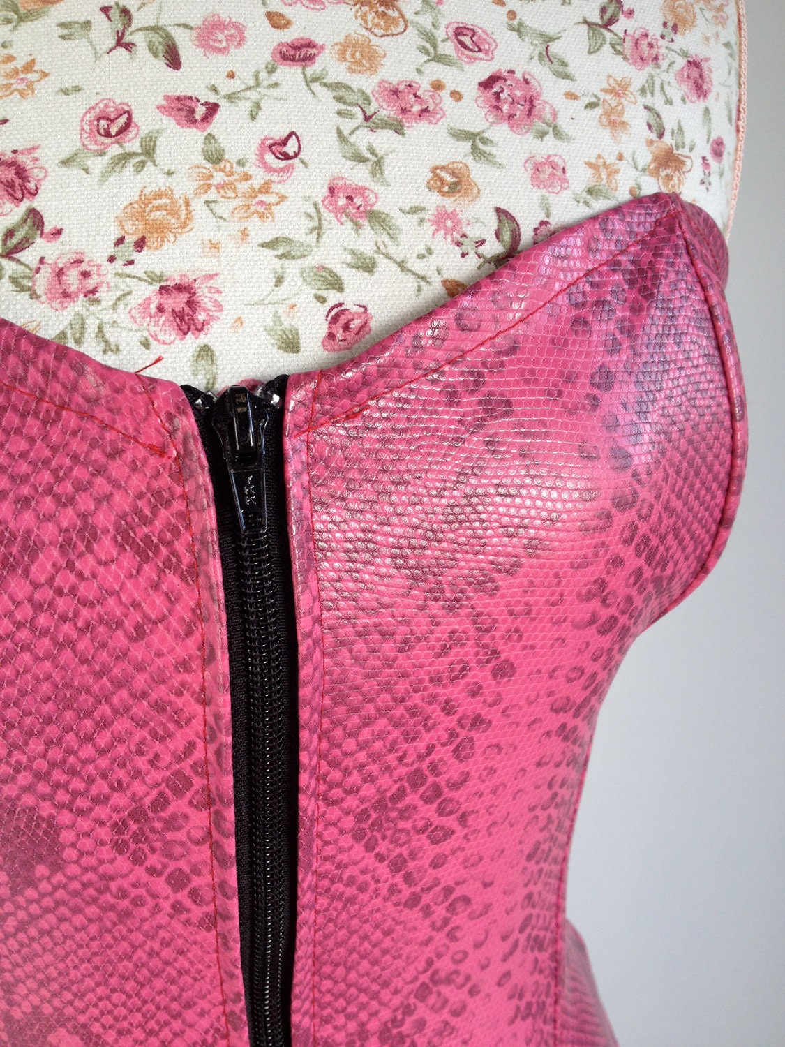 90's Hot Pink PVC Snakeskin Bustier Corset Zip up Top