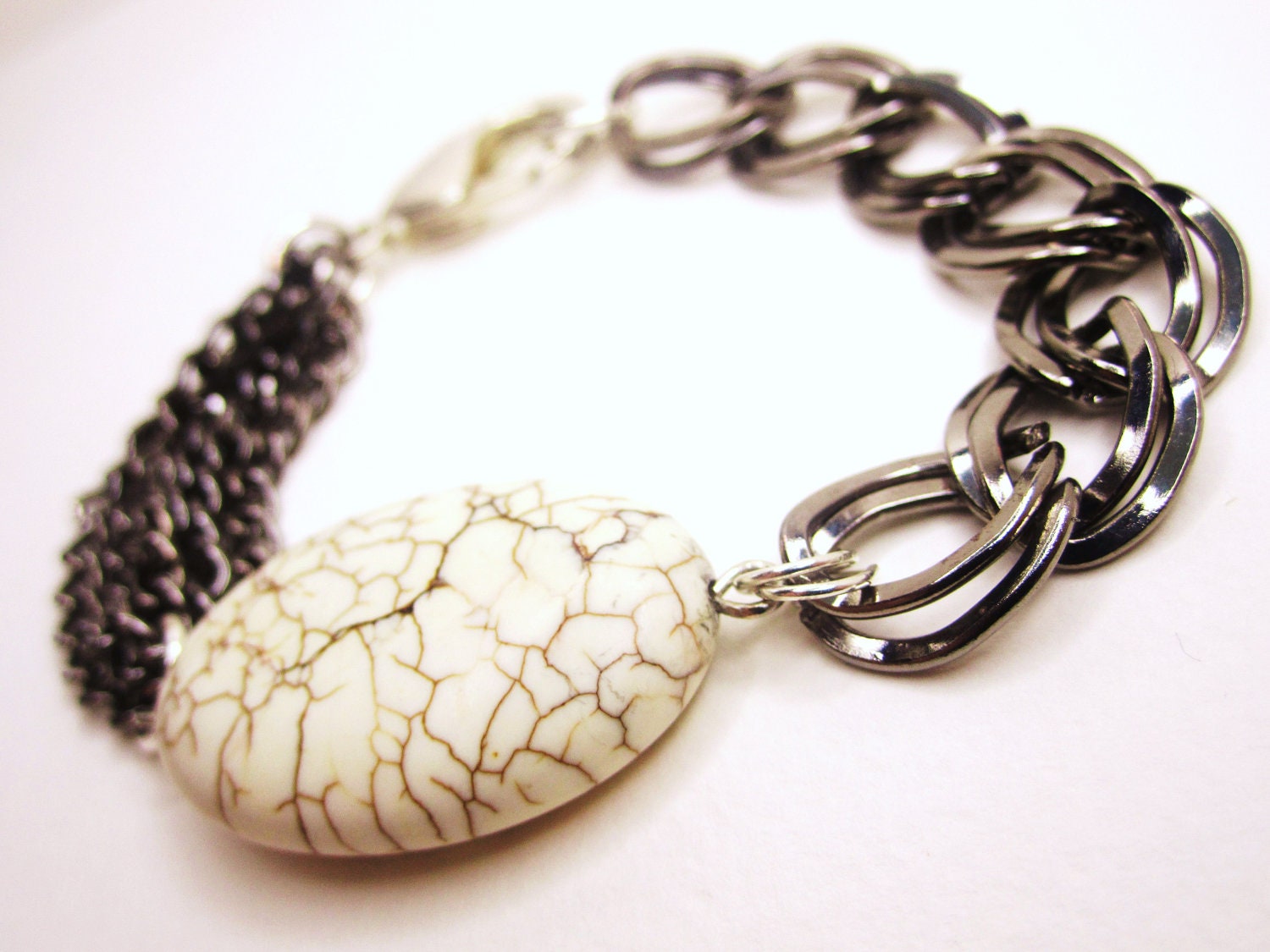 Howlite bracelet, mixed chain bracelet, multi chain bracelet, chain and howlite bracelet, white turquoise, by nicobel