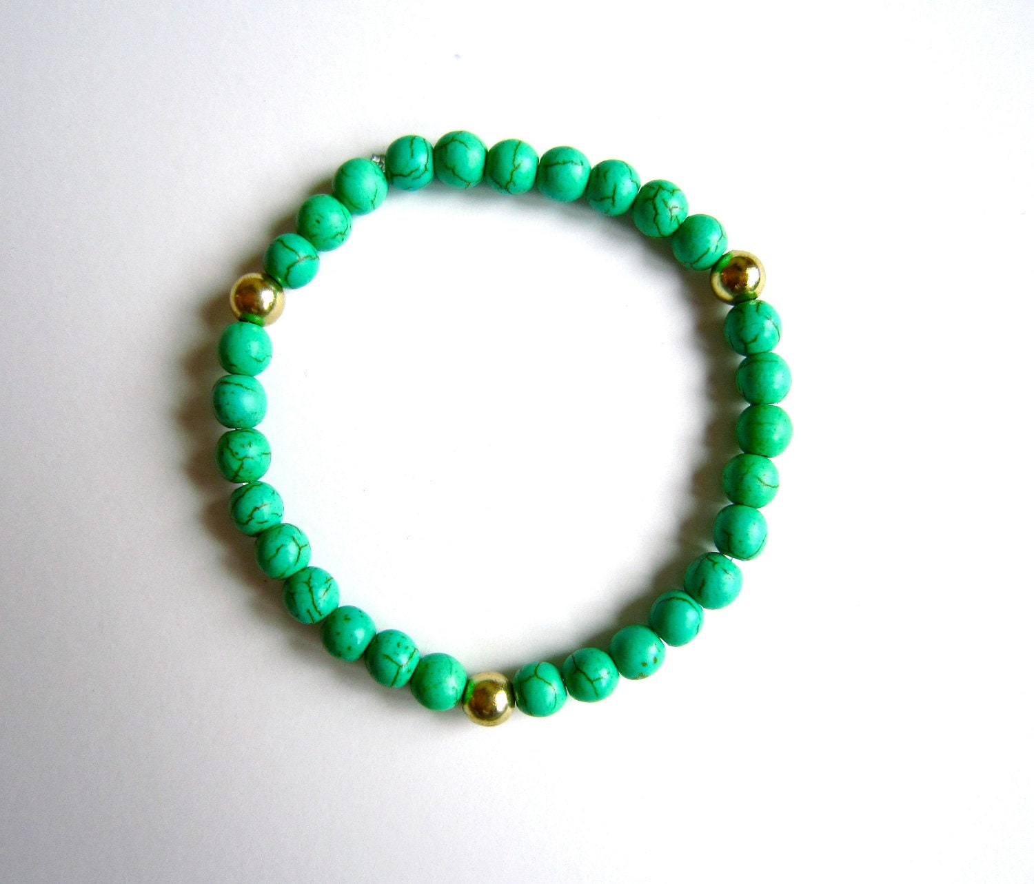 Sea Green Magnesite and Gold Beaded Stretch bracelet