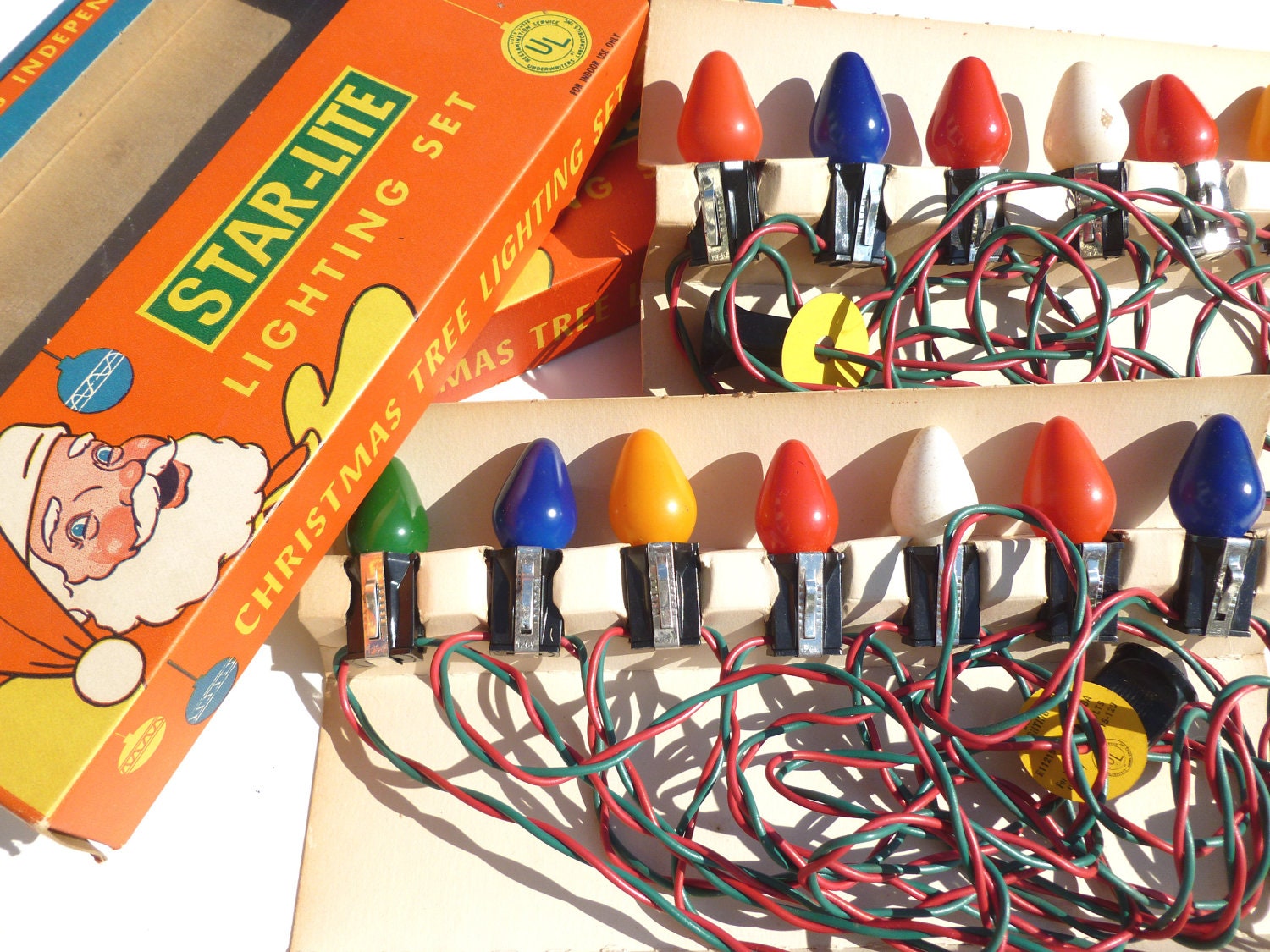 Vintage Christmas String Lights C 7 1/2 by BornAtTheWrongTime