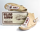 Vintage 70's Thunderbird Beaded Leather Moccasins with Box Sz 5
