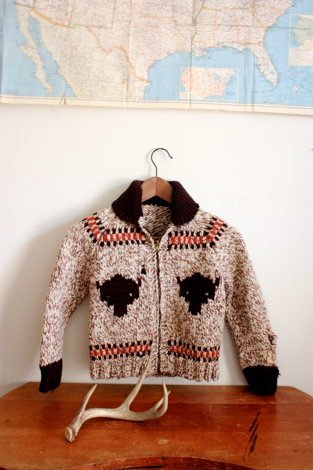 Vintage "From Buffalo To Washington" Thick Winter Boys Buffalo Collared Zip Up Sweater