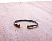 Kermit Camo Bullet Casing Bracelet recycled .22lr casings electric green black gray white paracord wire BRZN