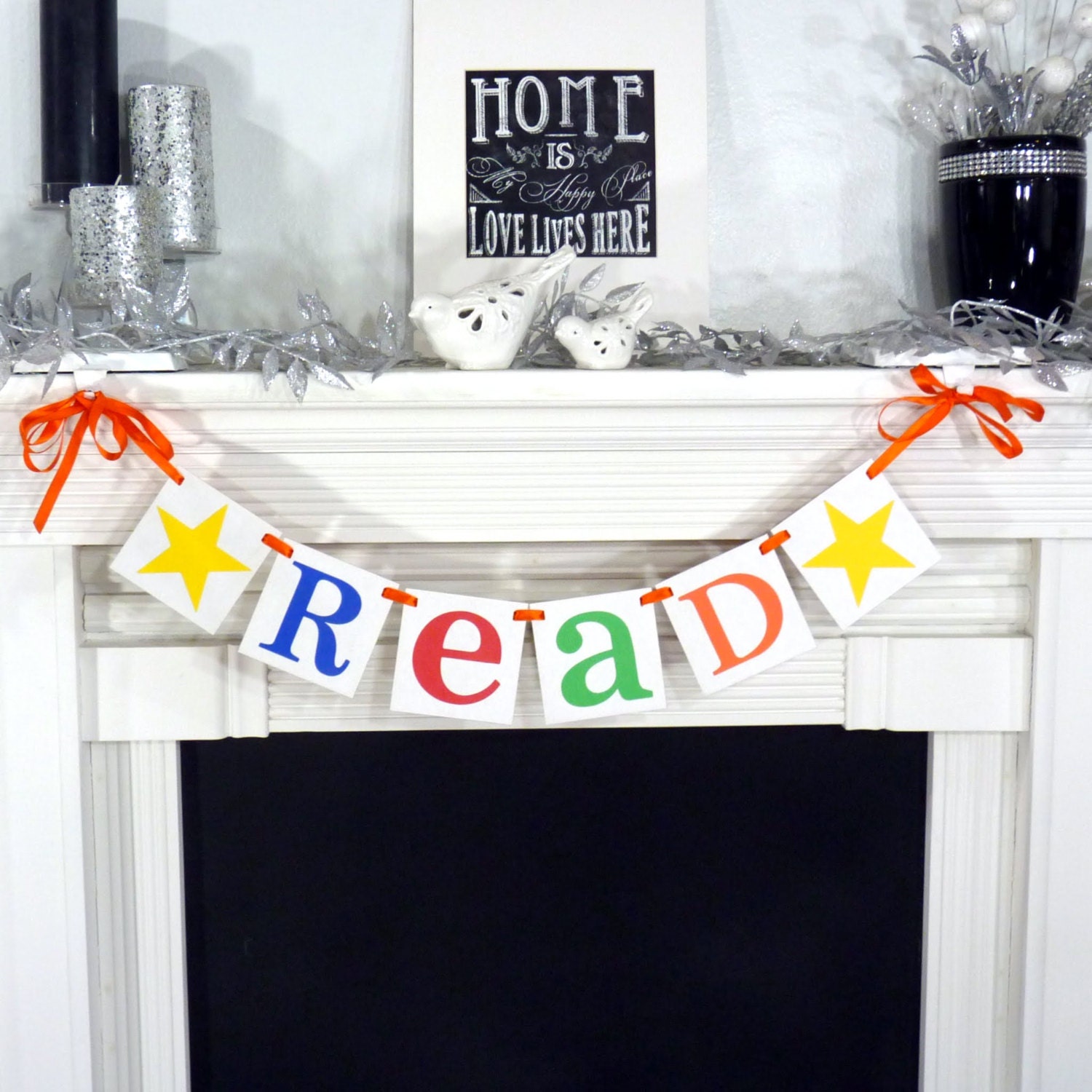 Teacher Gift / READ Sign / Garland / Classroom Decor / Back to School Banner / Photo Prop / Library Decoration / Reading Nook