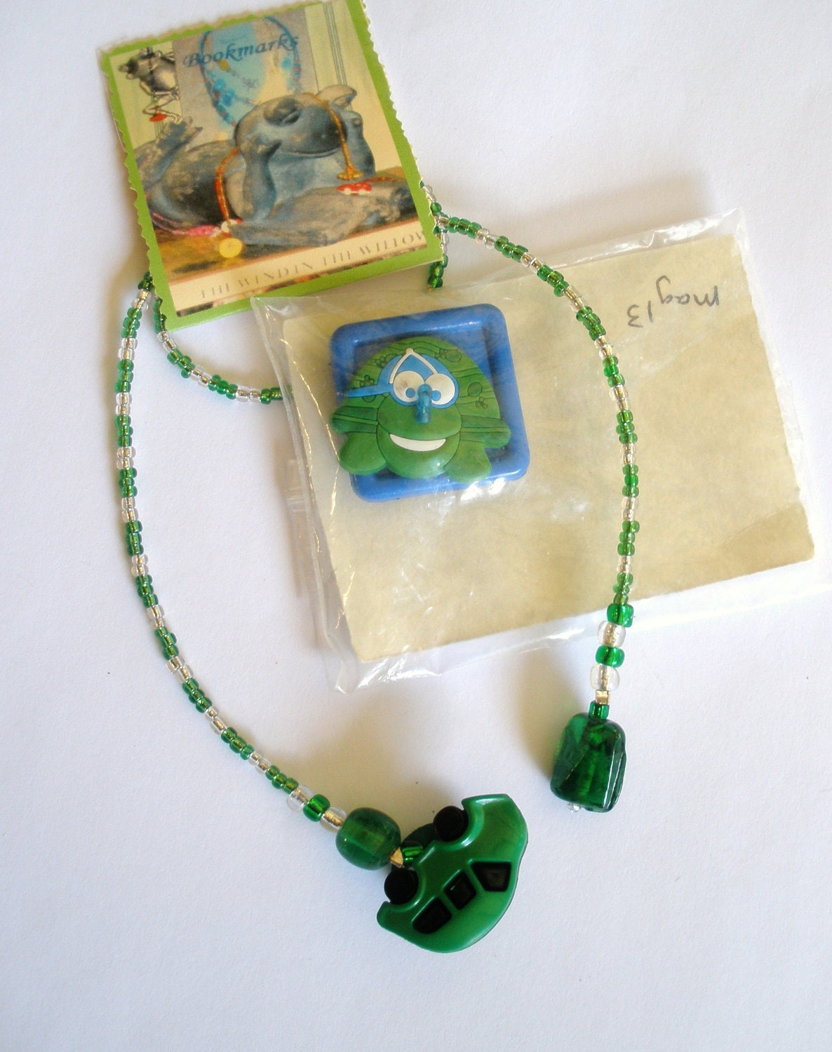 Green Car Button - Beaded Bookmark, Book Thong, Children Bookmarks, Books Zines