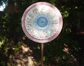 SALE - PINK Garden Plate Flower, Yard Art, Glass Garden Flower,  Garden Decor, Suncatcher, Recycled, Upcycled, Bird Feeder