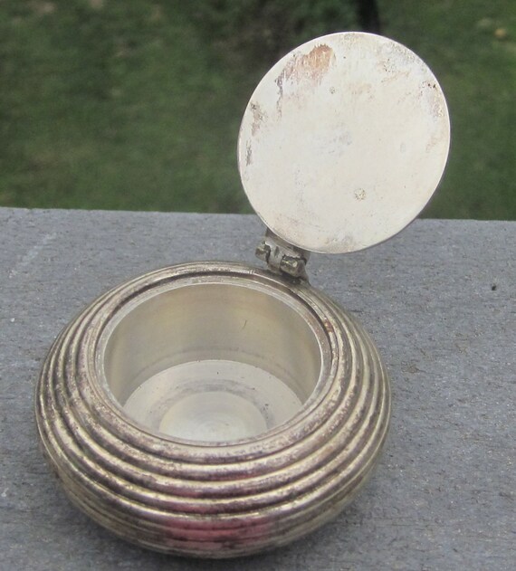 Vintage Silvertone Travel Ashtray with Hinged Lid by LeftoverStuff