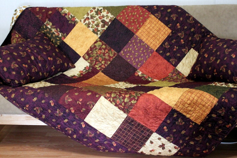 Twin Bed Quilt AUTUMN LEAVES 65" x 90" and Pillow Shams