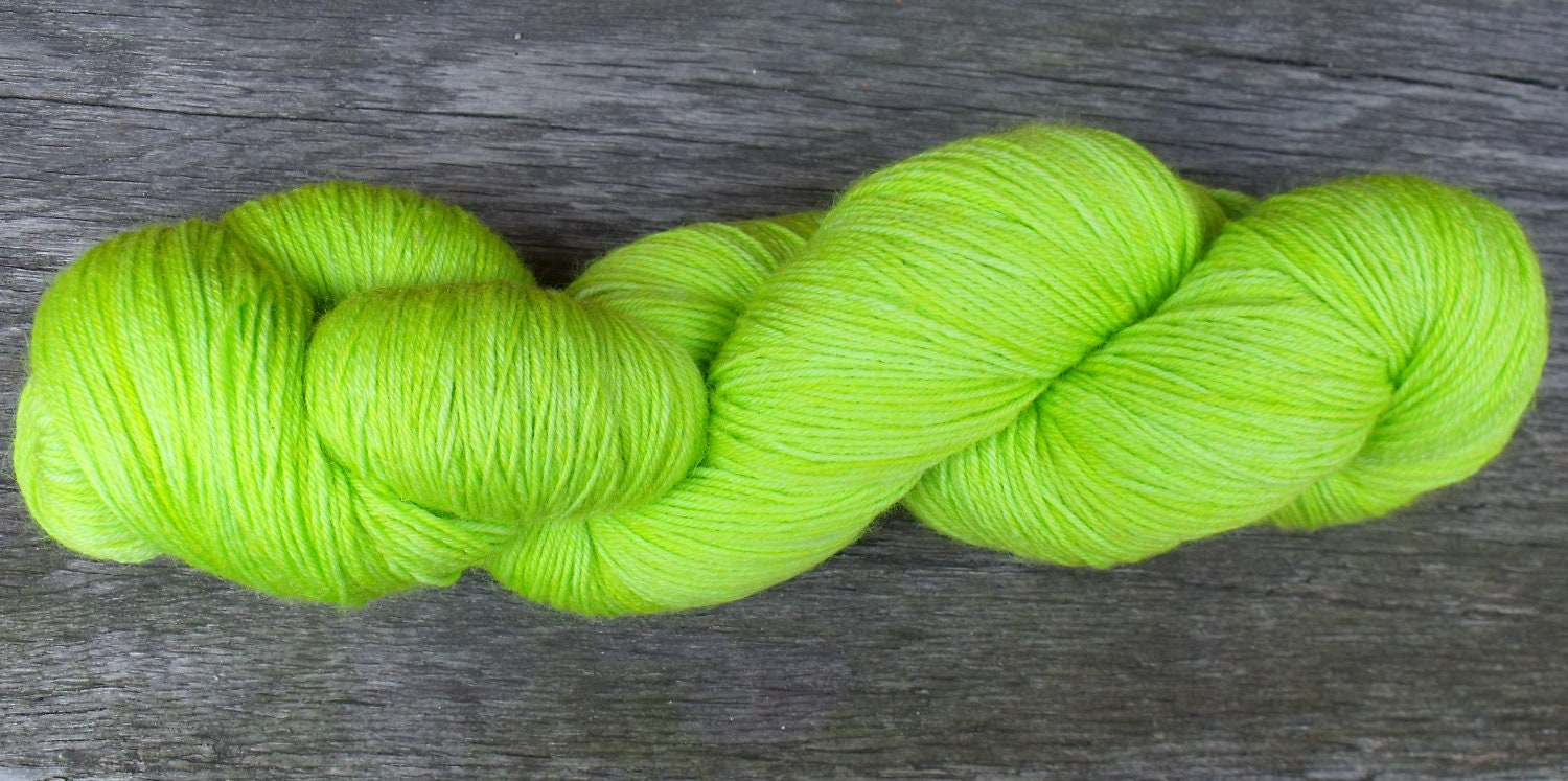 Supersize Bluefaced Leicester Superwash Sock yarn 150g handpainted in vivid lime green