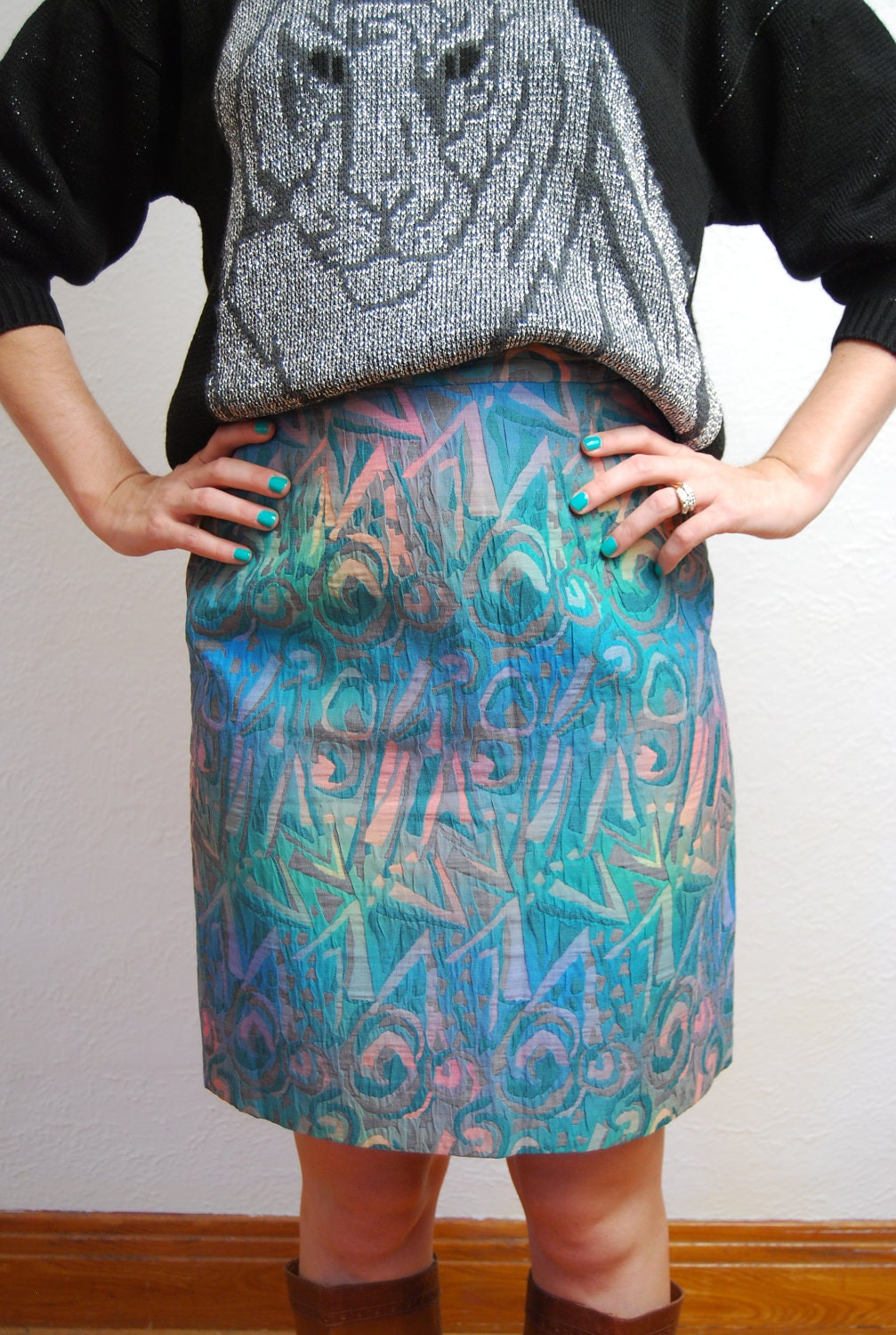 vintage 1980s / neon / tribal triangle print / textured / pencil / skirt / high waist / S-M
