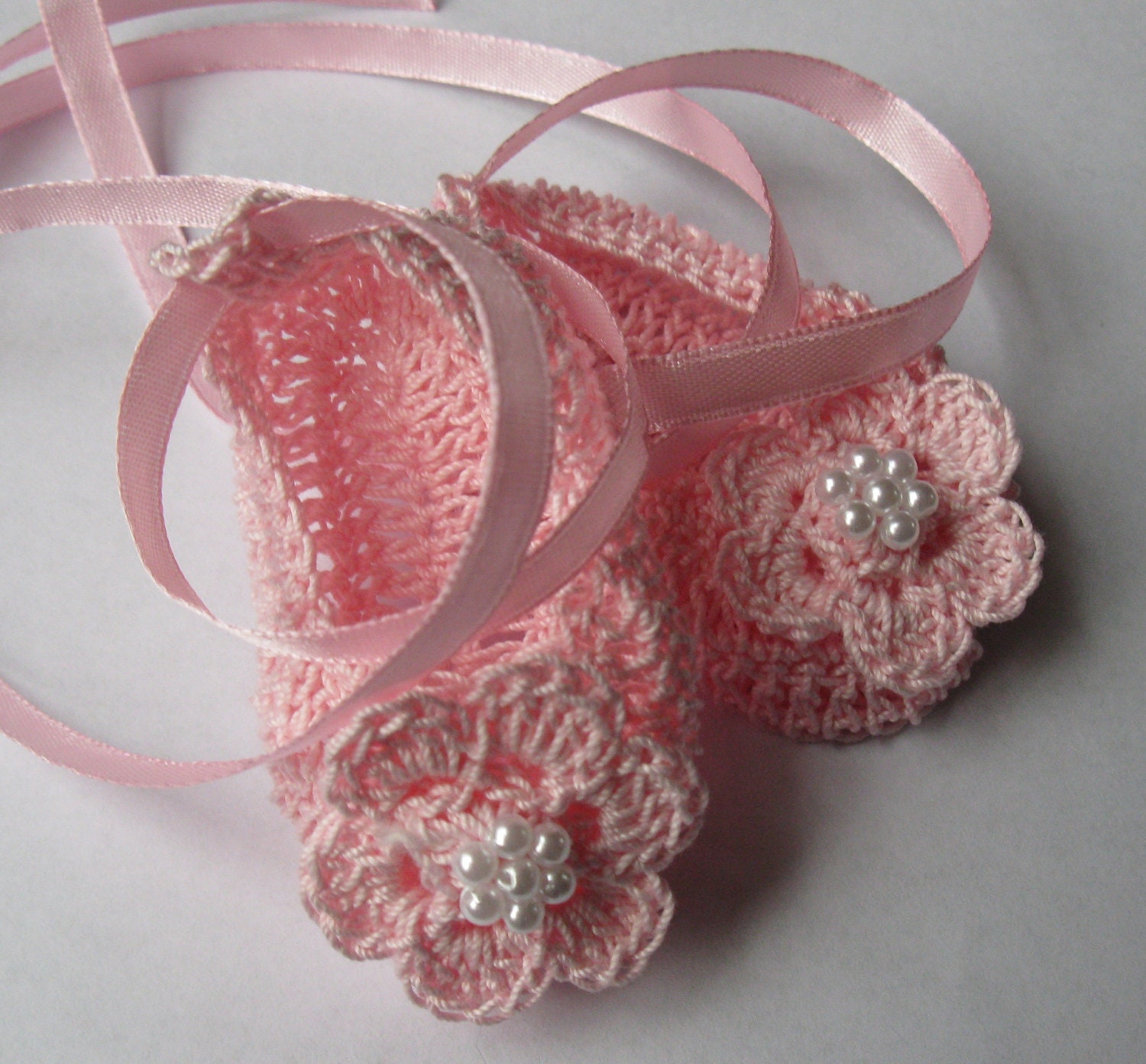 Crocheted Newborn Baby Booties Infant Crib Shoes by babycrochets