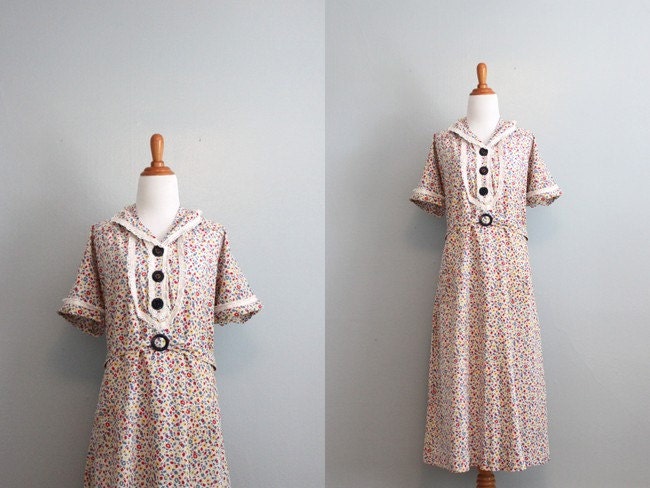 Vintage 30s Dress / 1930s Feedsack Dress / Dropwaist Floral Cotton Dress