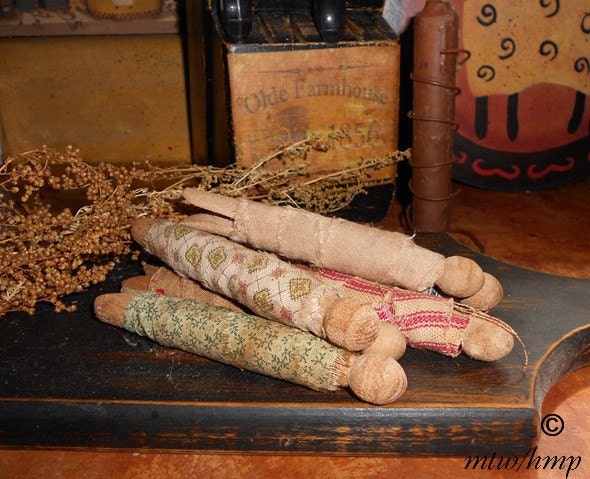 Primitive grungy,Rag Wrapped Olde Clothes Pins Kitchen,Laundry room,bowl fillers OFG TEAM