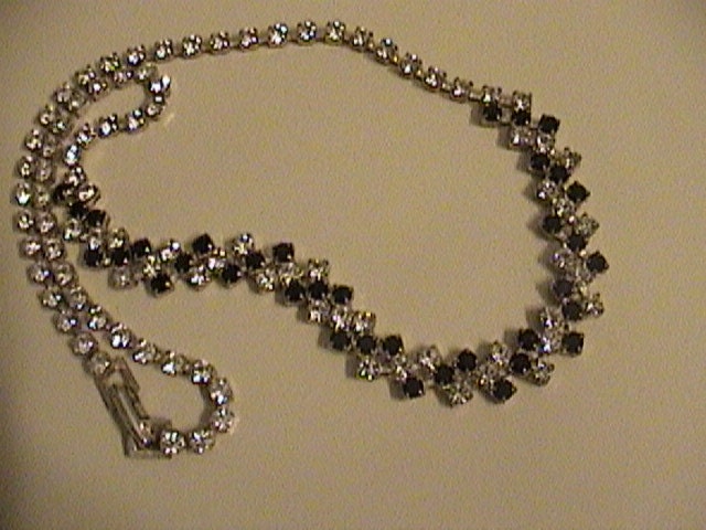 Black rhinestone chocker