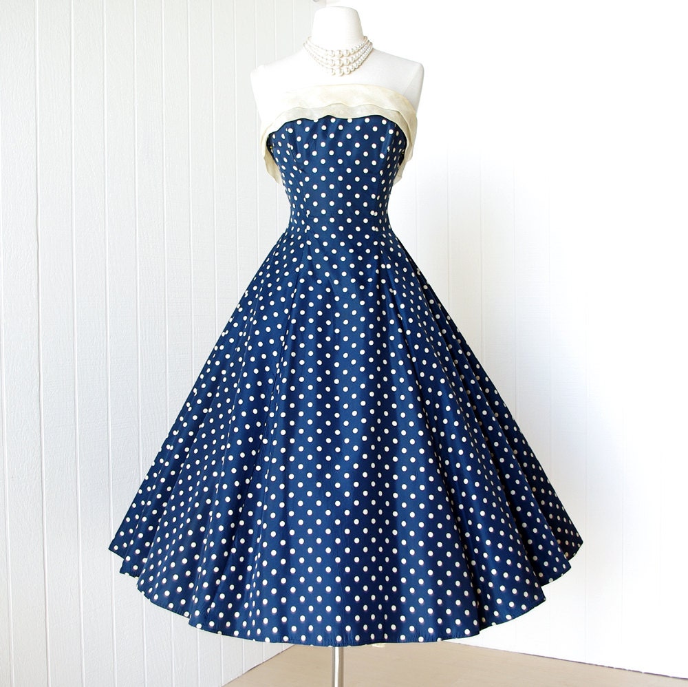 vintage 1950's dress ...classic WILL STEINMAN ORIGINAL blue & white polkadot full skirt pin-up party dress with attached crinoline