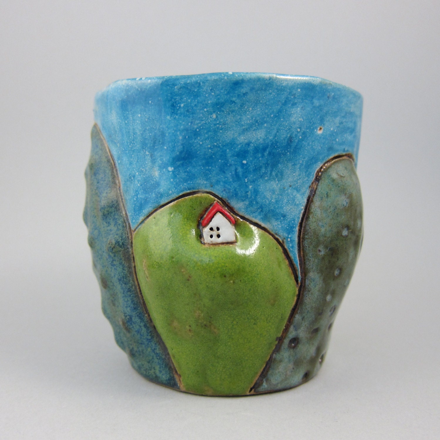 Hilltop Cottage...Panorama Cup in Stoneware