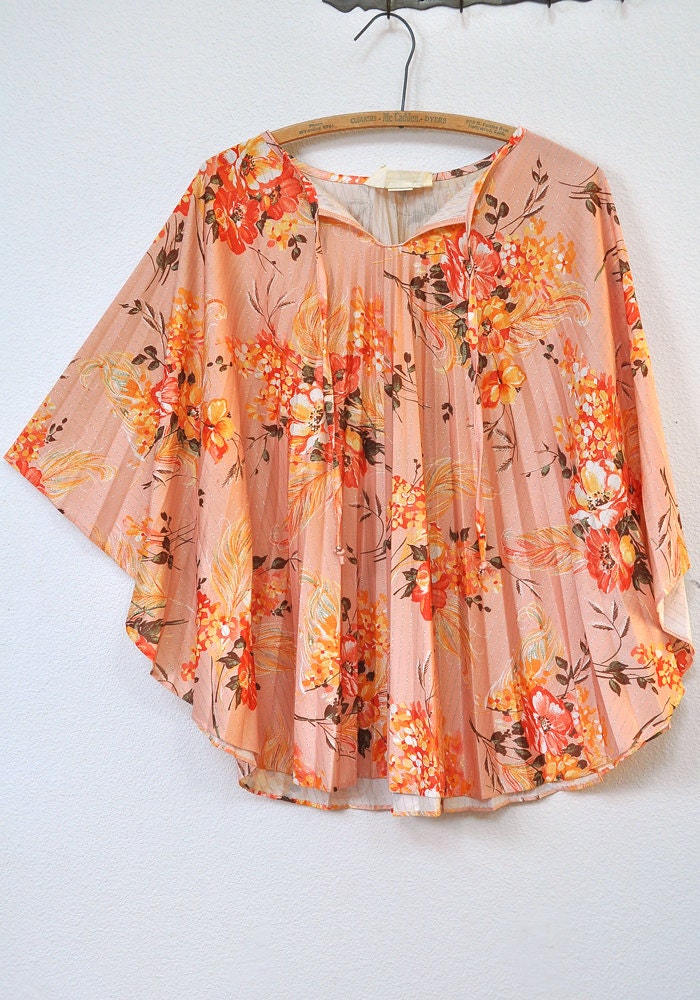 Insane Flutter Fan Pleated Swing Blouse Top Floral Lurex Vintage Print 1970s