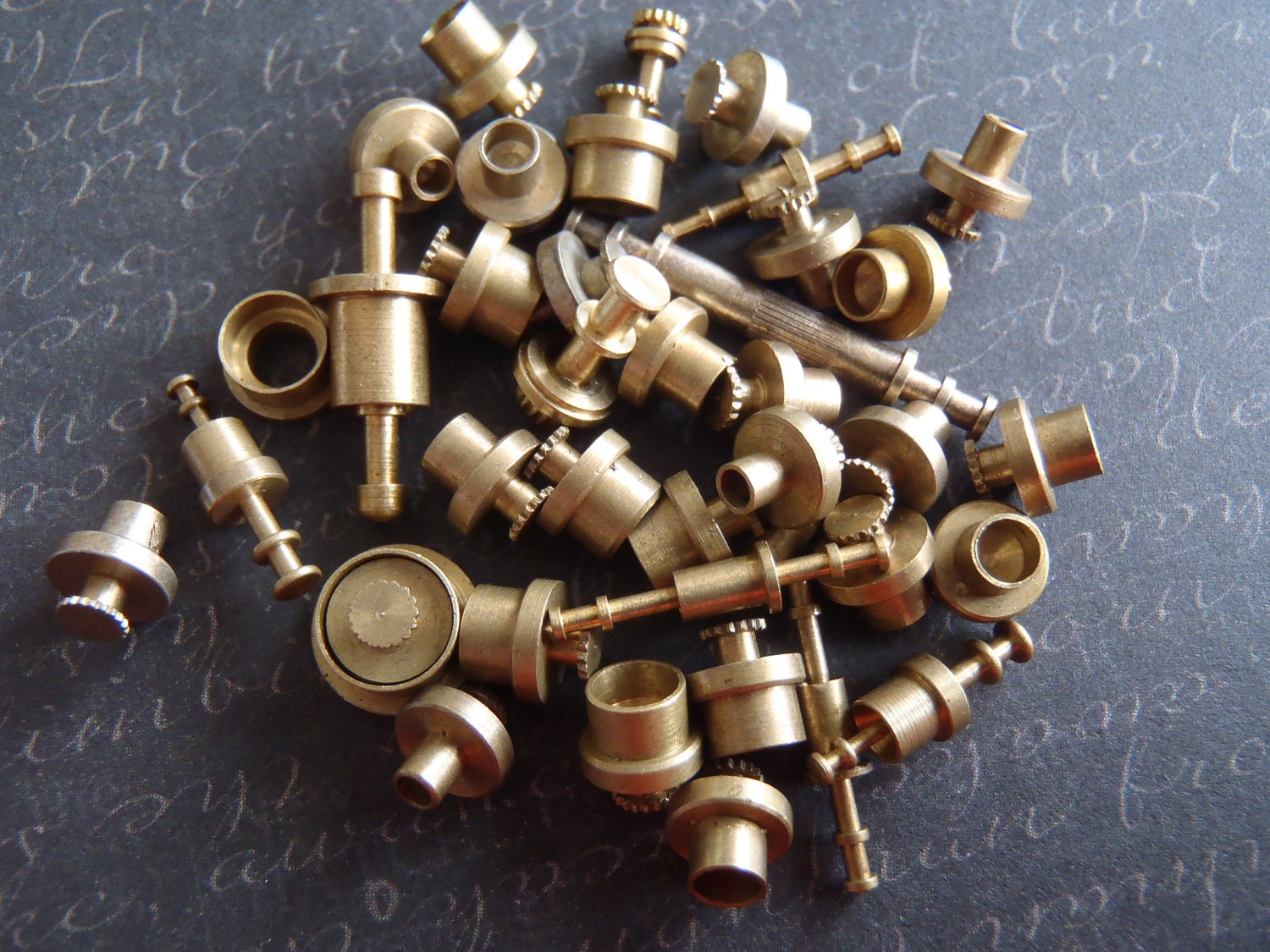 Vintage Brass Clock parts spindles - levers - Robot mix - Levers - Steampunk - Scrapbooking x1