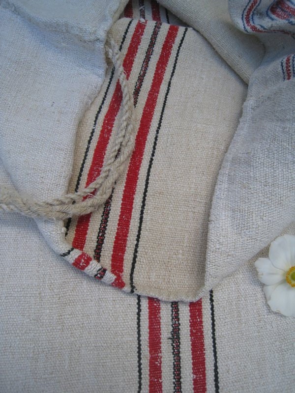 antique more elegant BLACK REd WOW pillow 58.4long