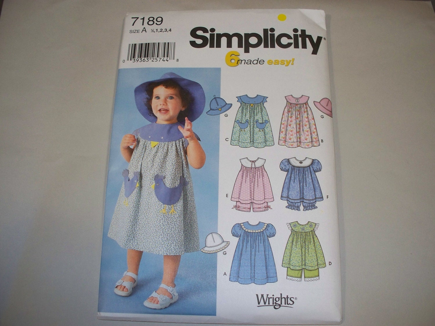 New Simplicity Girl's Dress Pattern, 7189