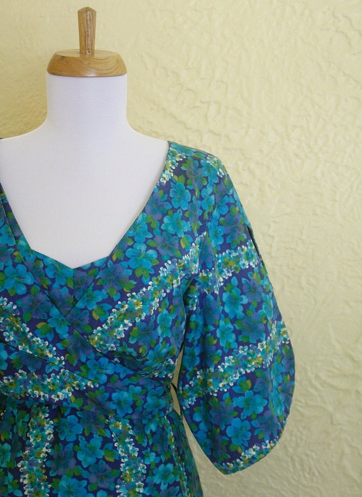 1970s Hawaiian blue green floral maxi wrap dress / large