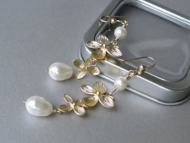 Gold Orchid Earrings with Swarovcki Pearls As gifted to Drew Barrymore, celebrity gifts