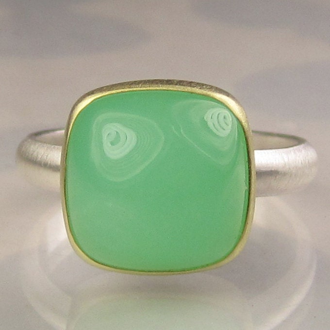 Chrysoprase Gemstone Cushion Cocktail Ring - 18k Gold an Sterling Silver
