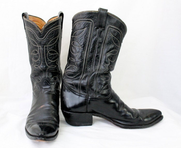 Tony Lama Black Cowboy Boots - Pointed Toe - Black Label - Western - Men 10 B - Women 11 or 11.5