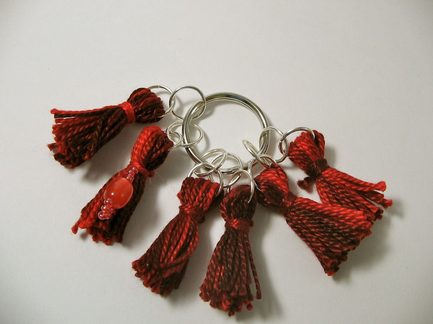 Stitch Markers Variegated Dark Red Tassels Set with Beaded Row Marker