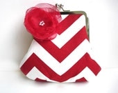Clutch purse chevron red and white stripes small metal frame summer bag