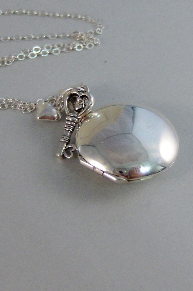 Heart Strings,Locket,Silver Locket,Sterling Silver Locket,Key,Heart,Love,Wedding Jewelry. Handmade jewelry by valleygirldesigns.