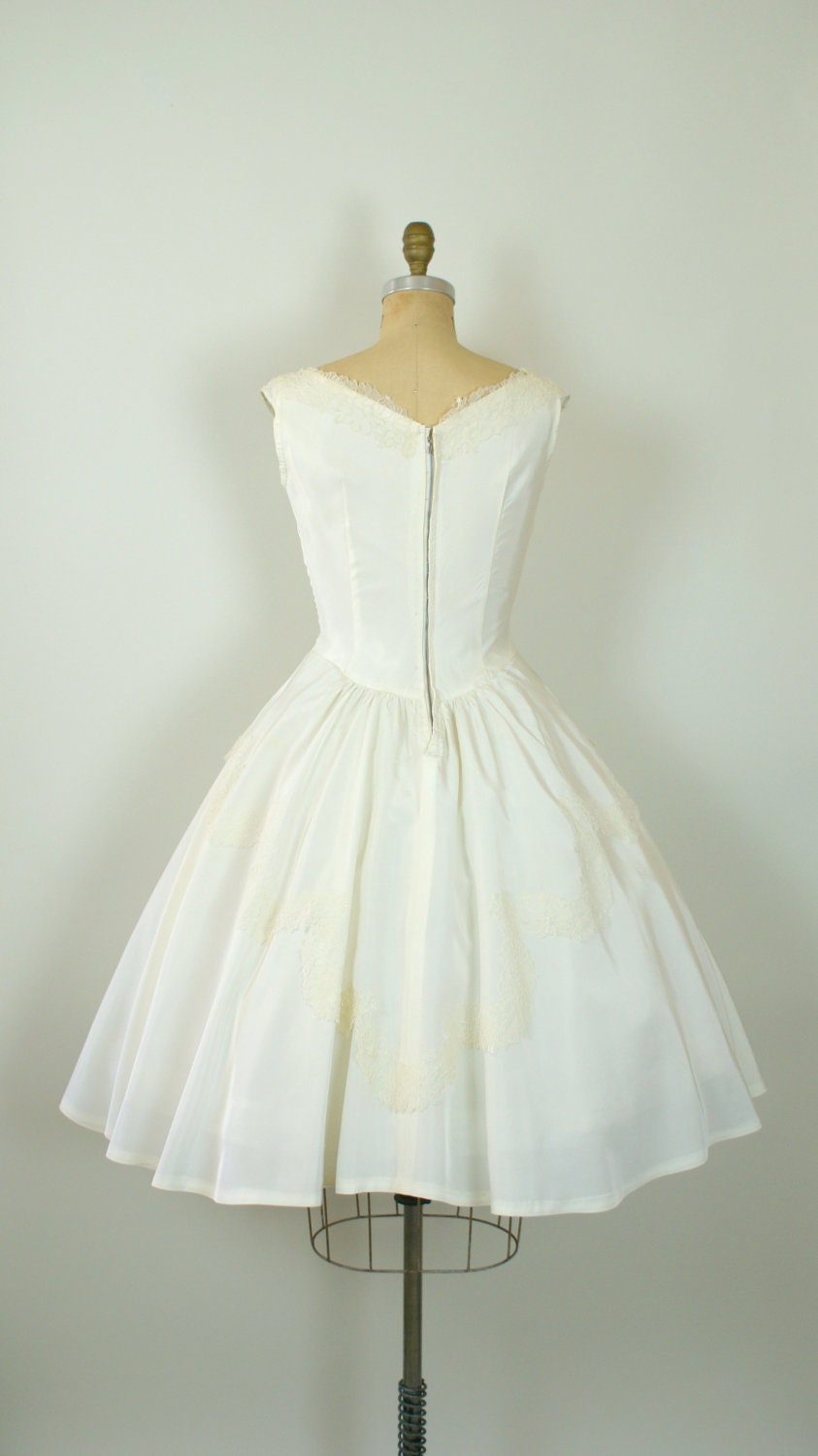 Vintage 1950s Wedding Dress -- Ivory Taffeta and Lace Tea Length  Wedding Gown -- Forever After