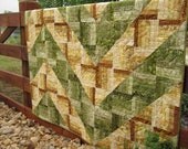 Handmade Quilt Green to Gold, Wall Quilt, Patchwork Quilt, Lap Quilt