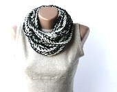 Infinity scarf circle cowl crochet vegan loop black white cream multicolor chain necklace fall fashion