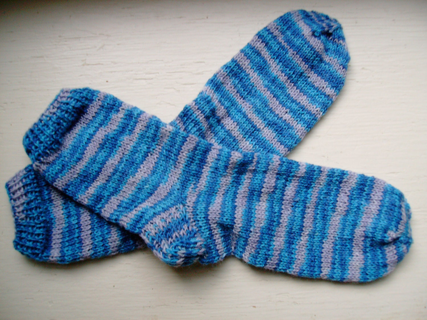 Hand Knit Soft and Warm Women's 100% Merino Wool Socks, Size 8 - 8.5 (9.75 inches length)