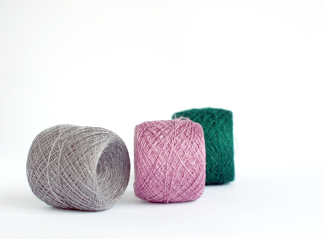 Colored linen yarn