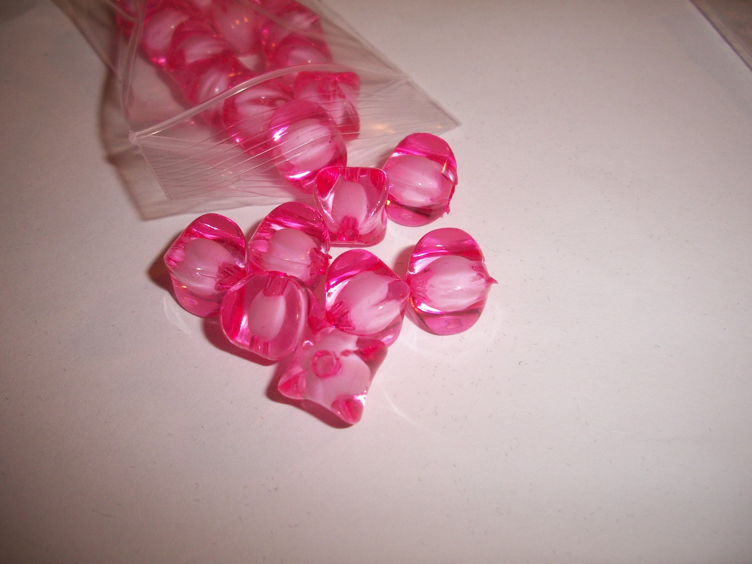Set of 20 - - 1/4" Pink Concave Square Beads Destash Supplies