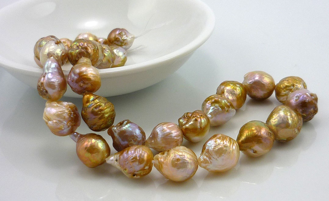 RESERVED For Tania.........Outstanding kasumi-like wrinkled champagne bronze nucleated freshwater pearls pondslime 11-15mm 1/2 strand