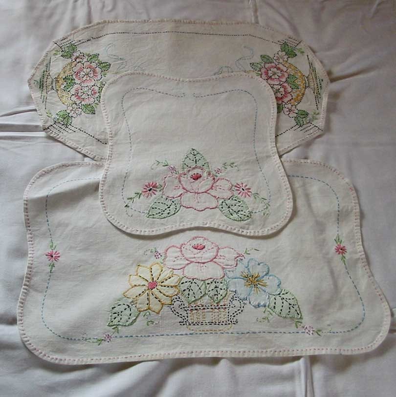 3 pc ROSE DRESSER SET Embroidered and Appliqued, Pink Yellow Blue Flowers, 1930s Handmade Vintage Linens, Spring Pretties
